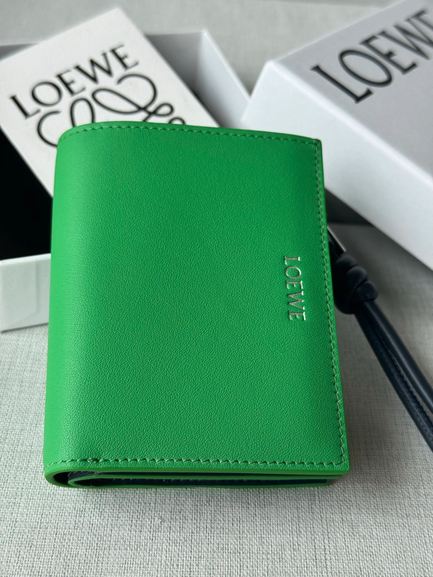 Клатчи Женские Loewe 18906582