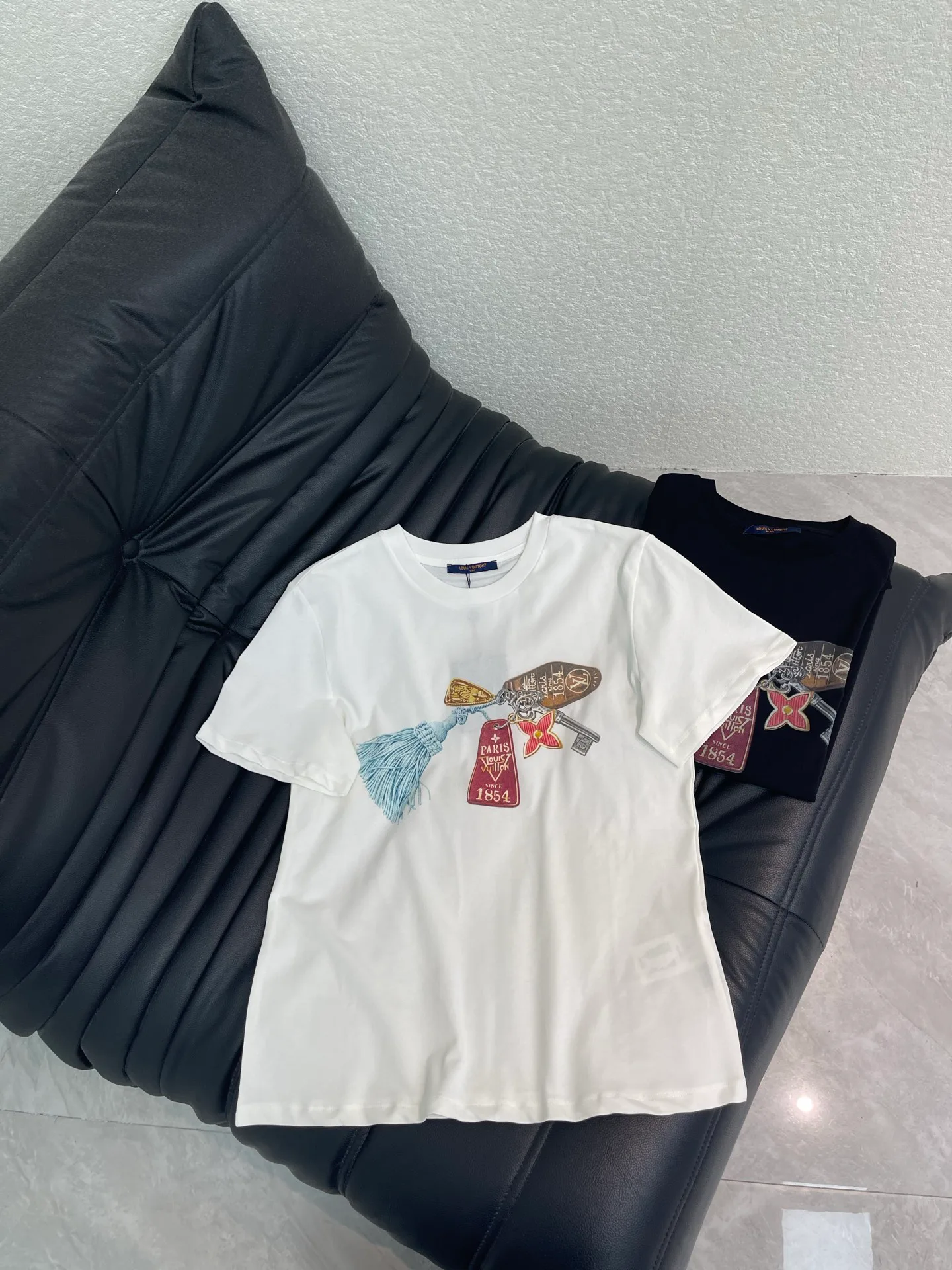 Футболки Женские Louis Vuitton 12626236