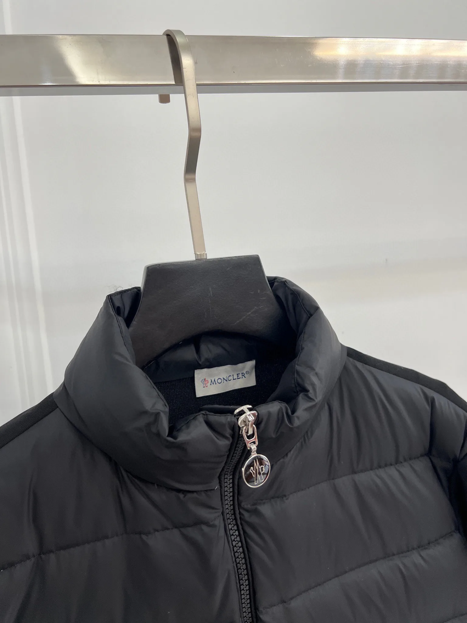 Куртки И Пуховики Женские Moncler 18416232