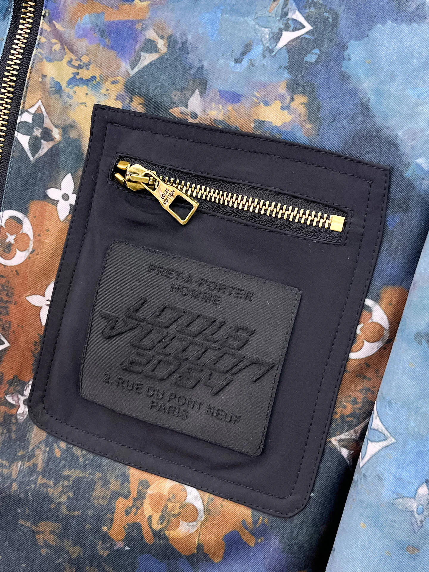 Куртки И Пуховики Женские Louis Vuitton 5899061