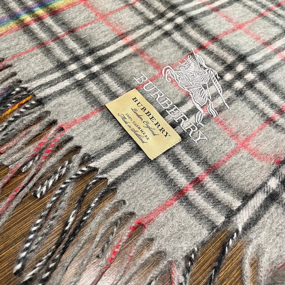 Шарфы Burberry 218470