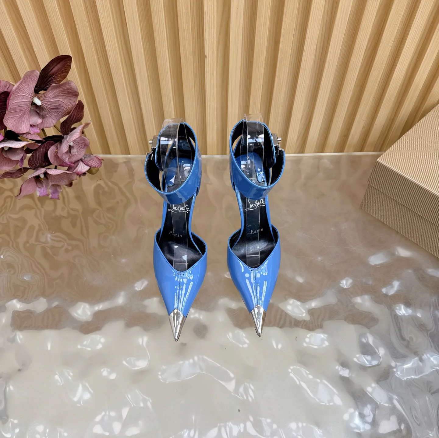 Туфли Женские Christian Louboutin 913120