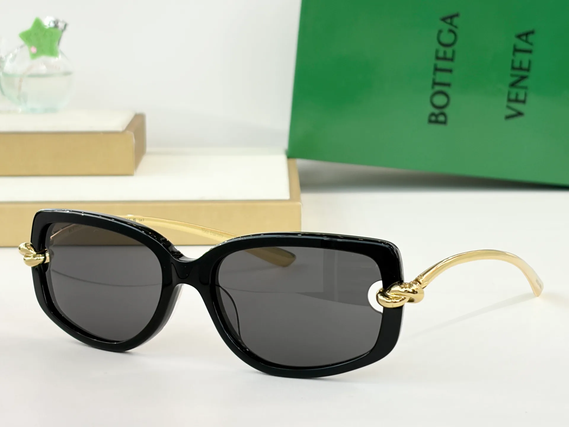 Очки Bottega Veneta 12564440
