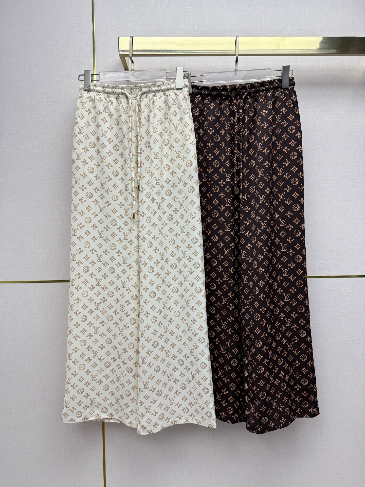 Брюки Женские Louis Vuitton 11763812