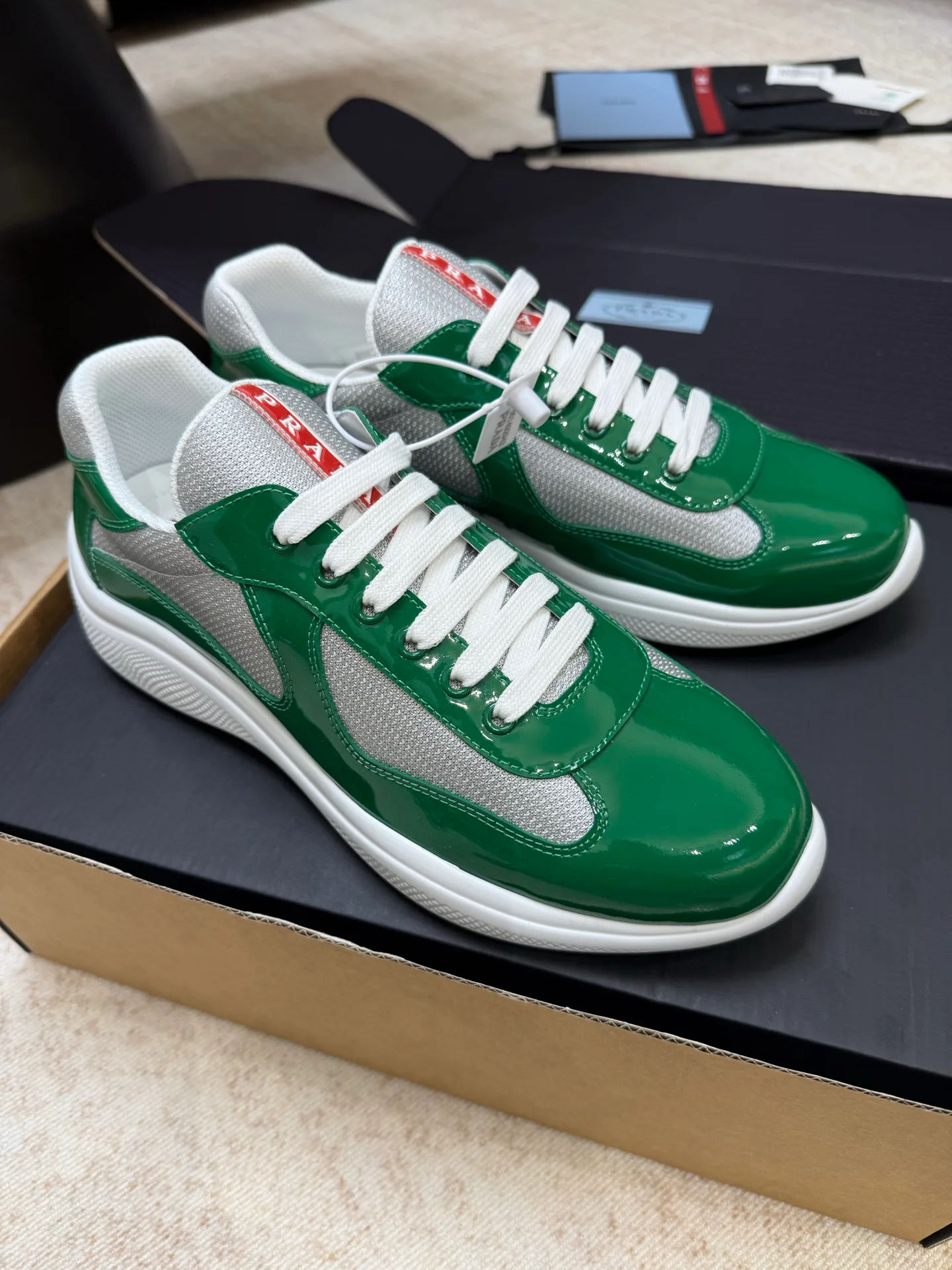 Кроссовки Женские Prada 11411013