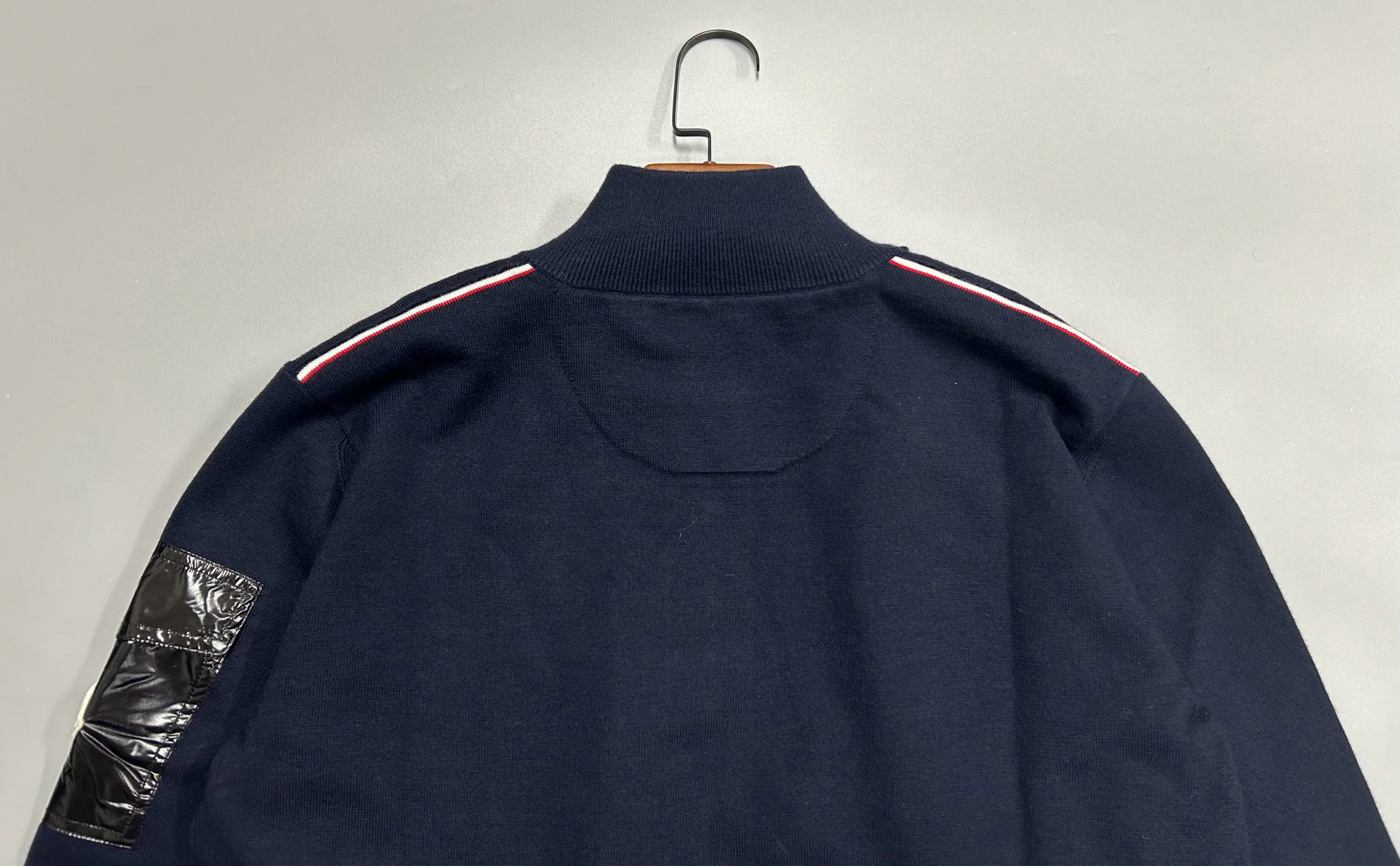 Куртки И Пуховики Женские Moncler 1052226