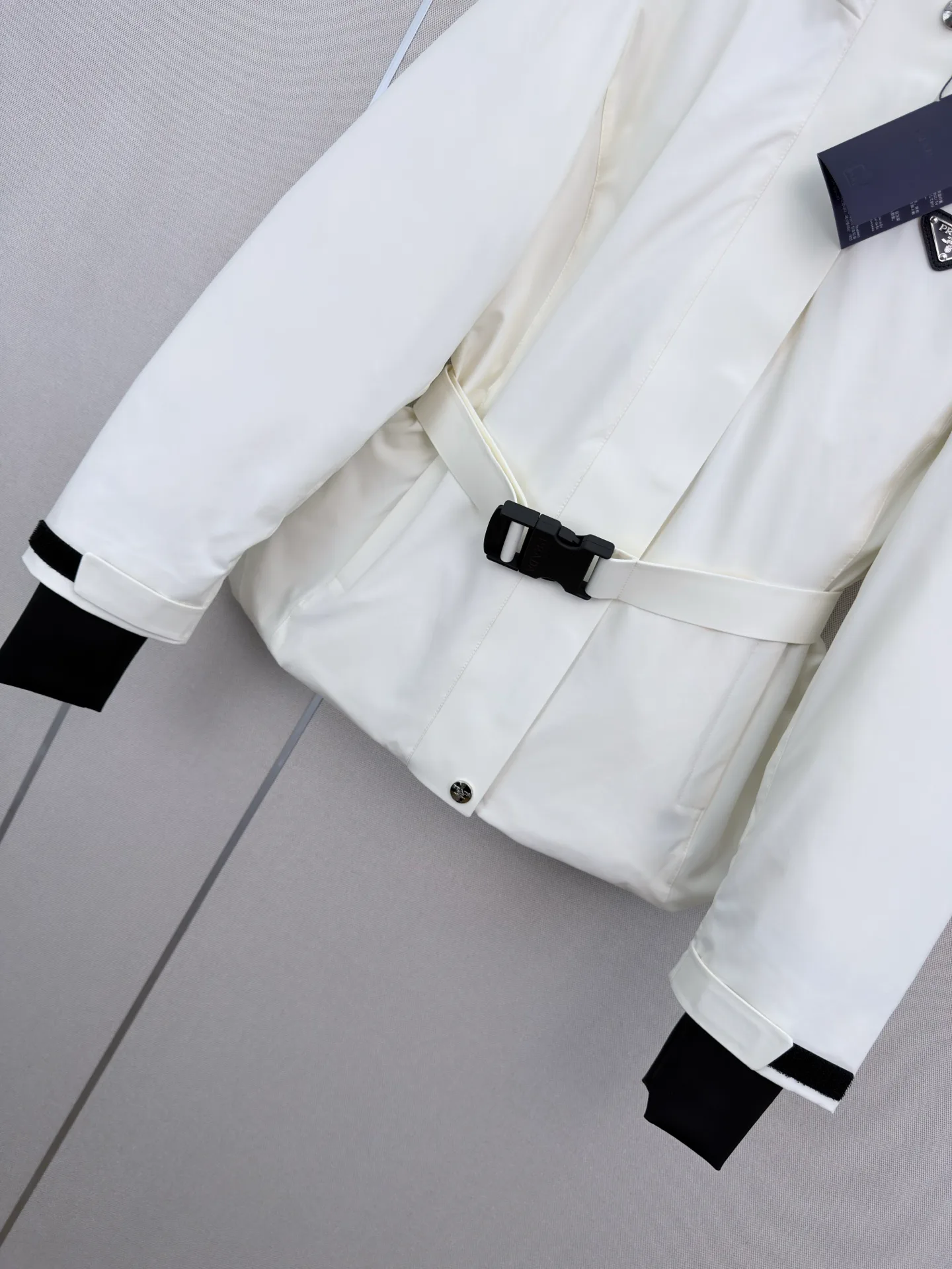 Куртки И Пуховики Женские Prada 18185828