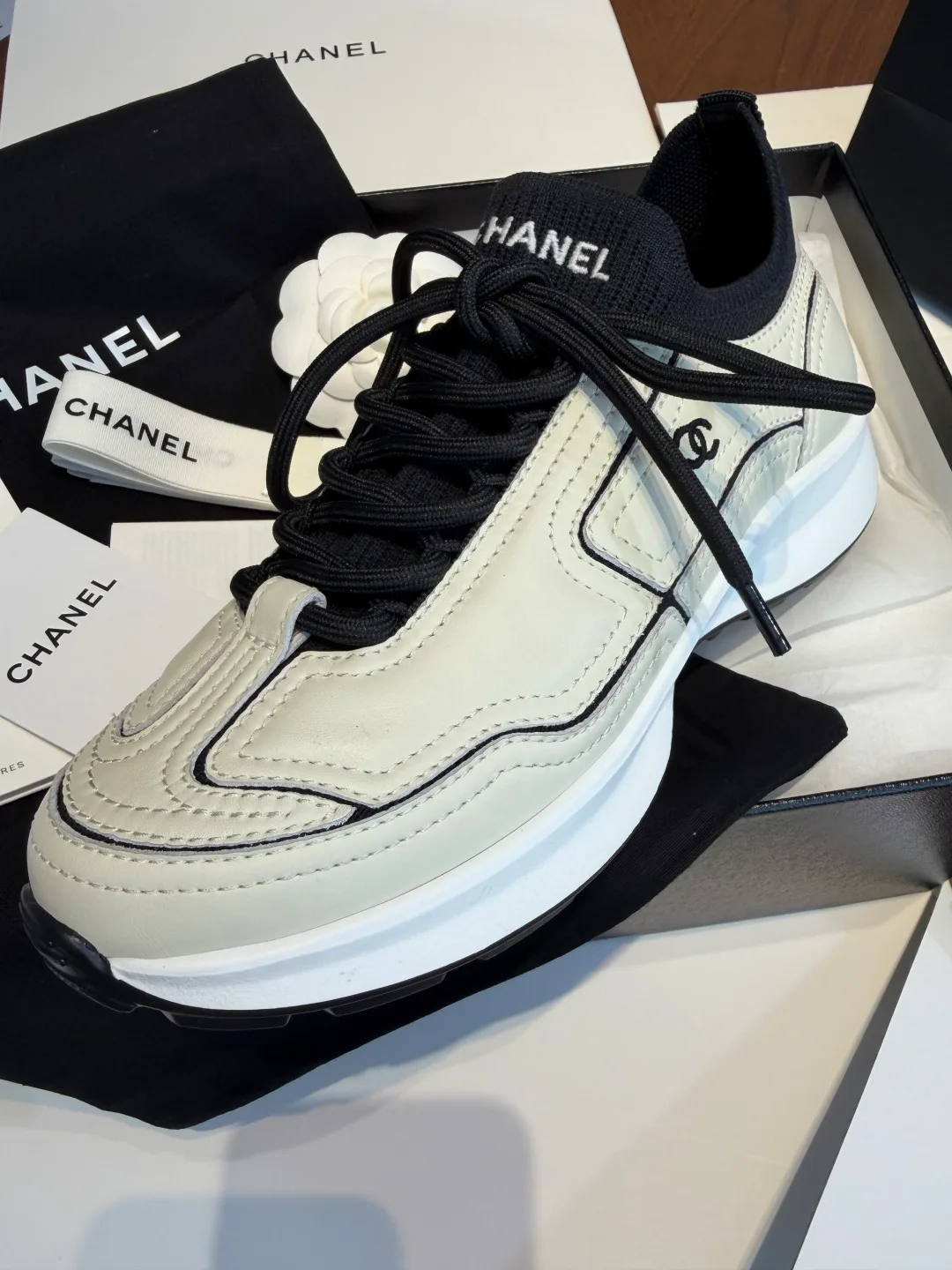 Кроссовки Женские Chanel 18067087