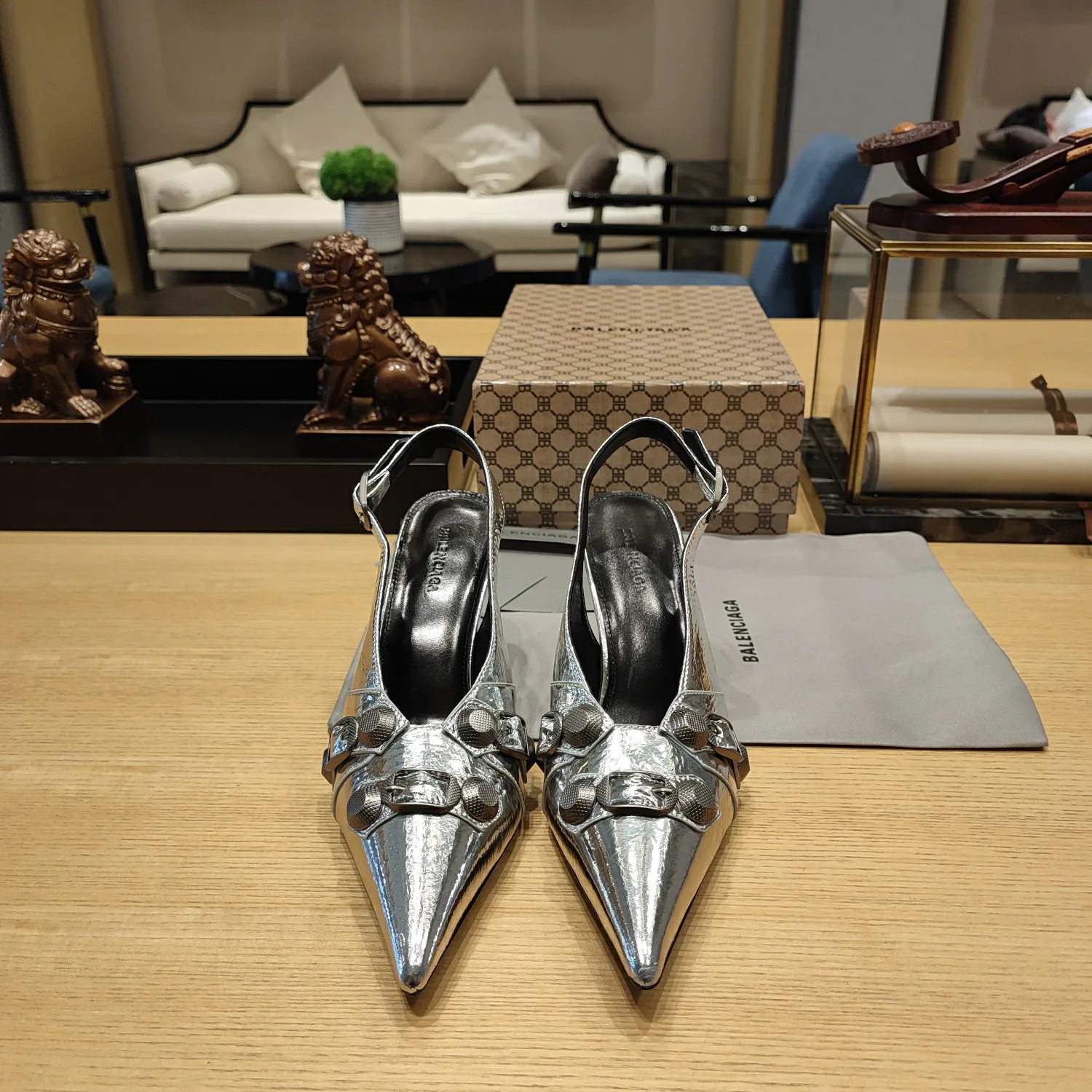 Туфли Женские Balenciaga 11184454