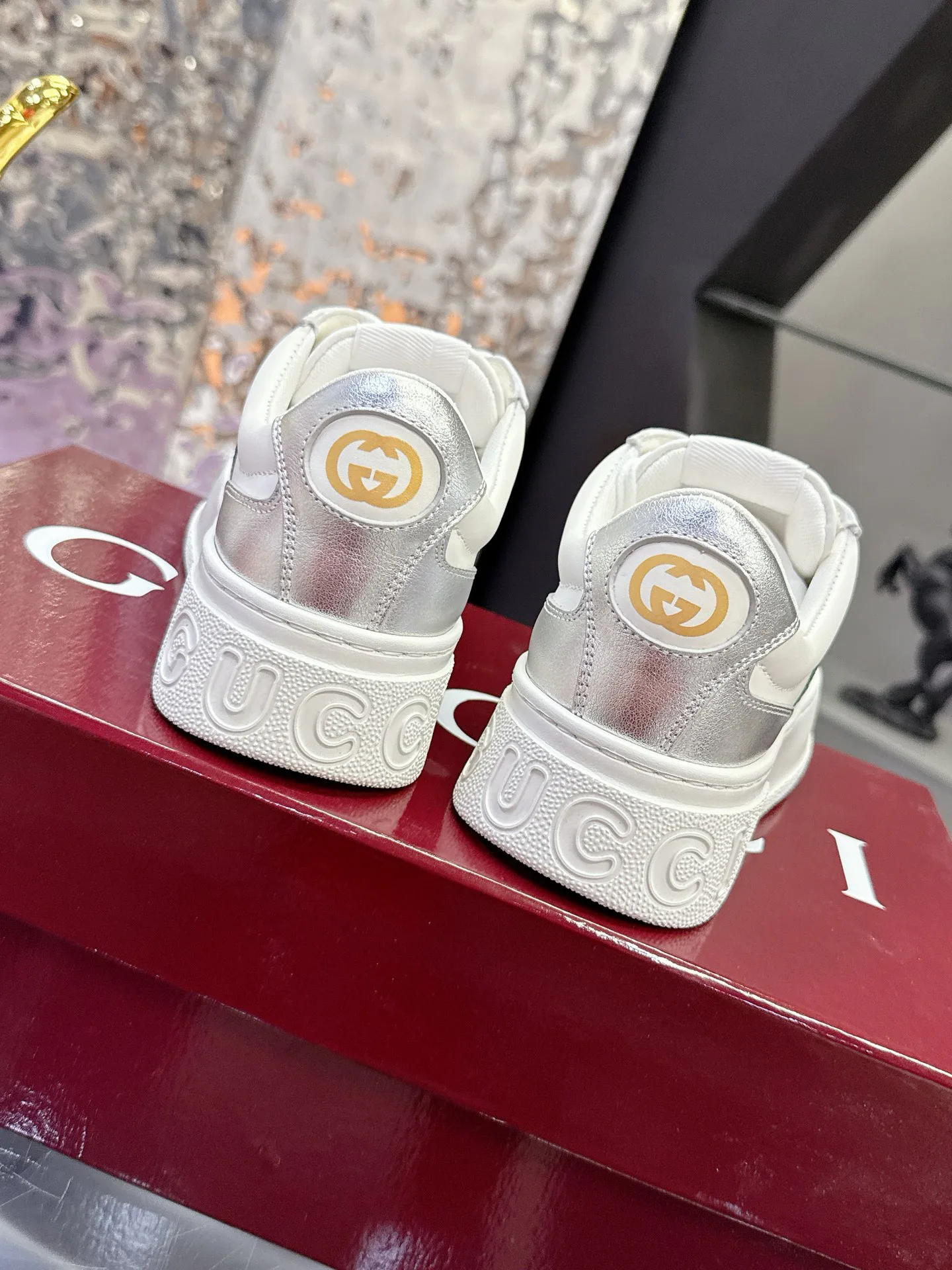 Кроссовки Женские Gucci 5402072