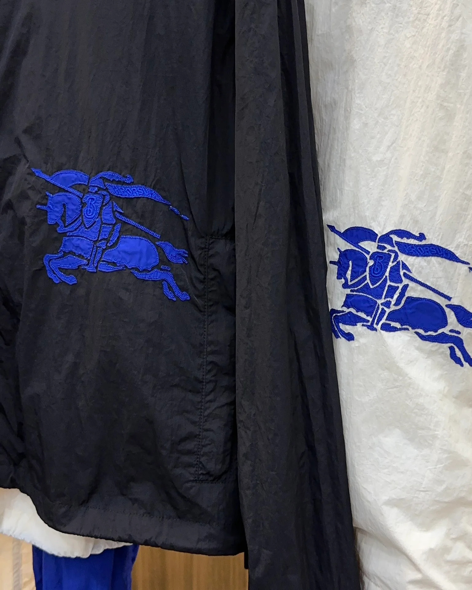 Куртки И Пуховики Женские Burberry 12778521