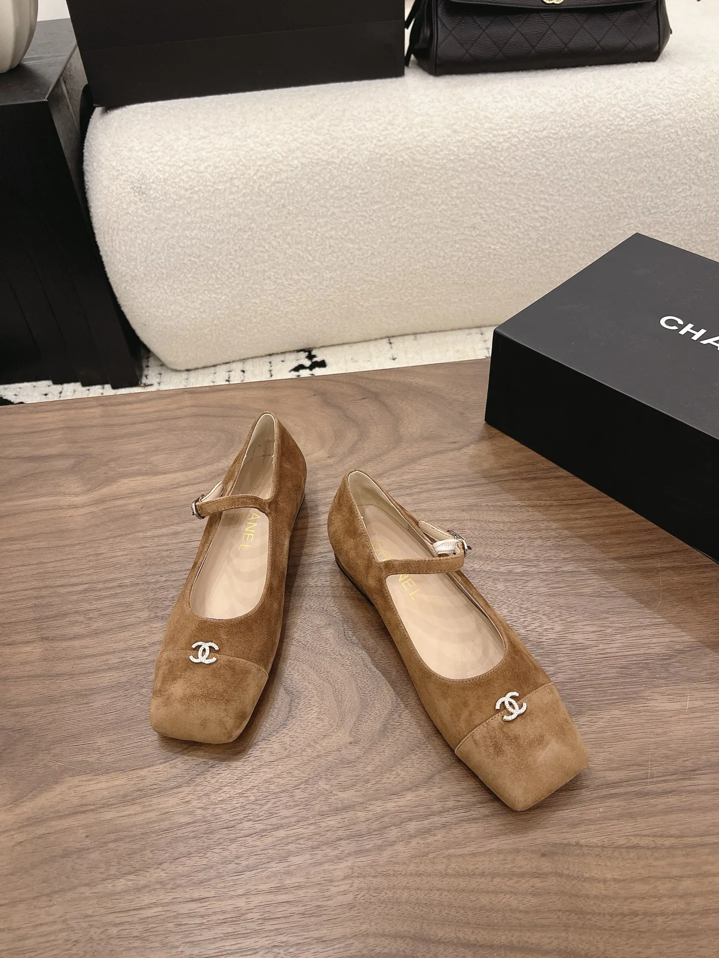 Туфли Женские Chanel 17582591