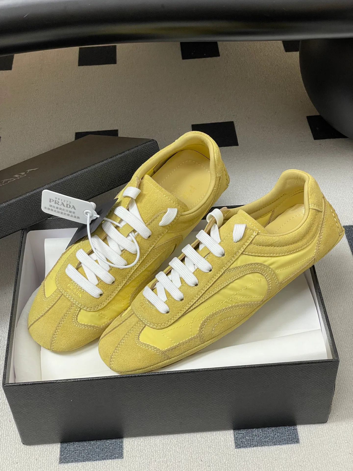 Кроссовки Женские Prada 12880113
