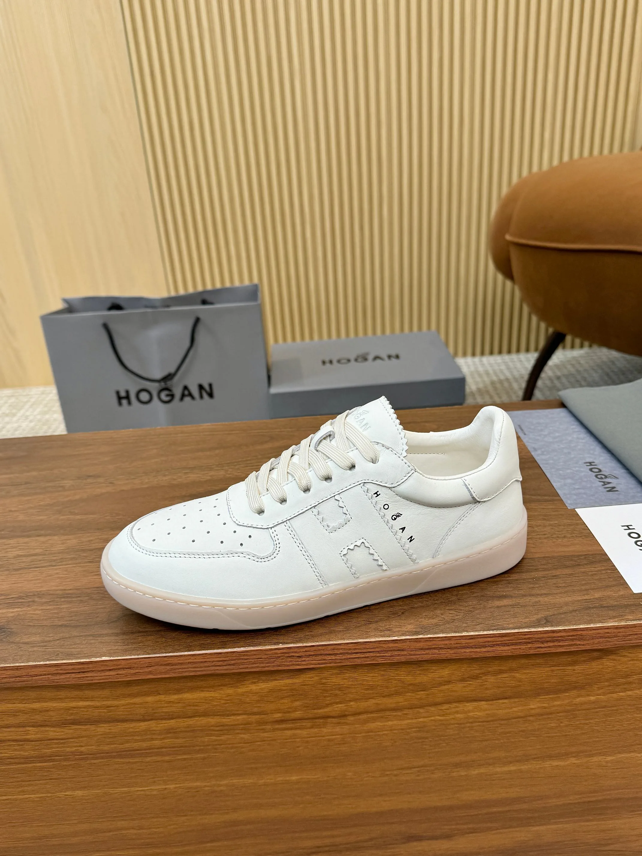 Кроссовки Женские Hogan 12783844