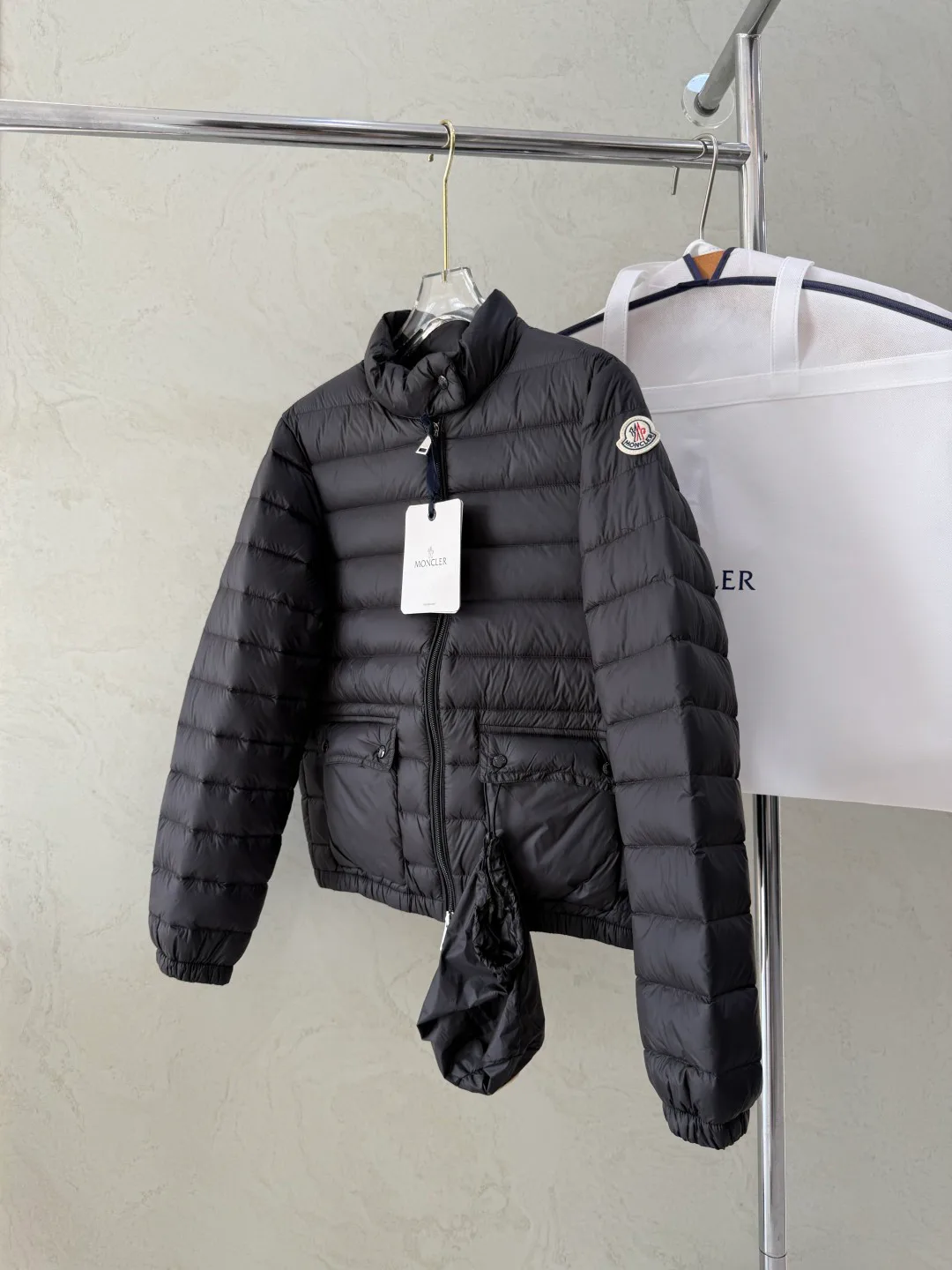 Куртки И Пуховики Женские Moncler 19636254