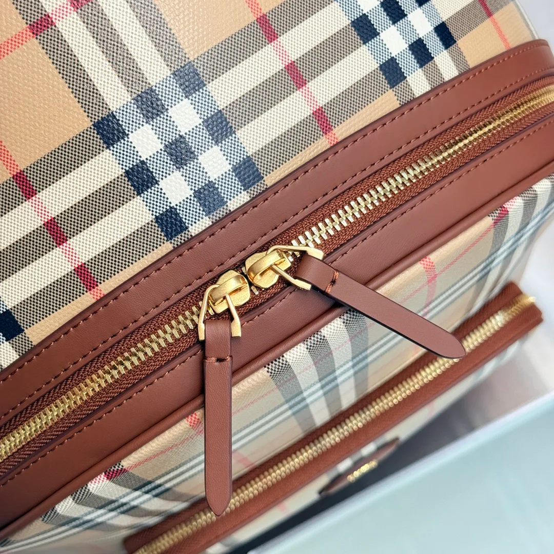 Рюкзаки Женские Burberry 17949151