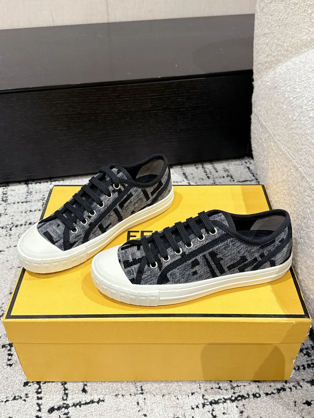 Кеды Женские Fendi 24893