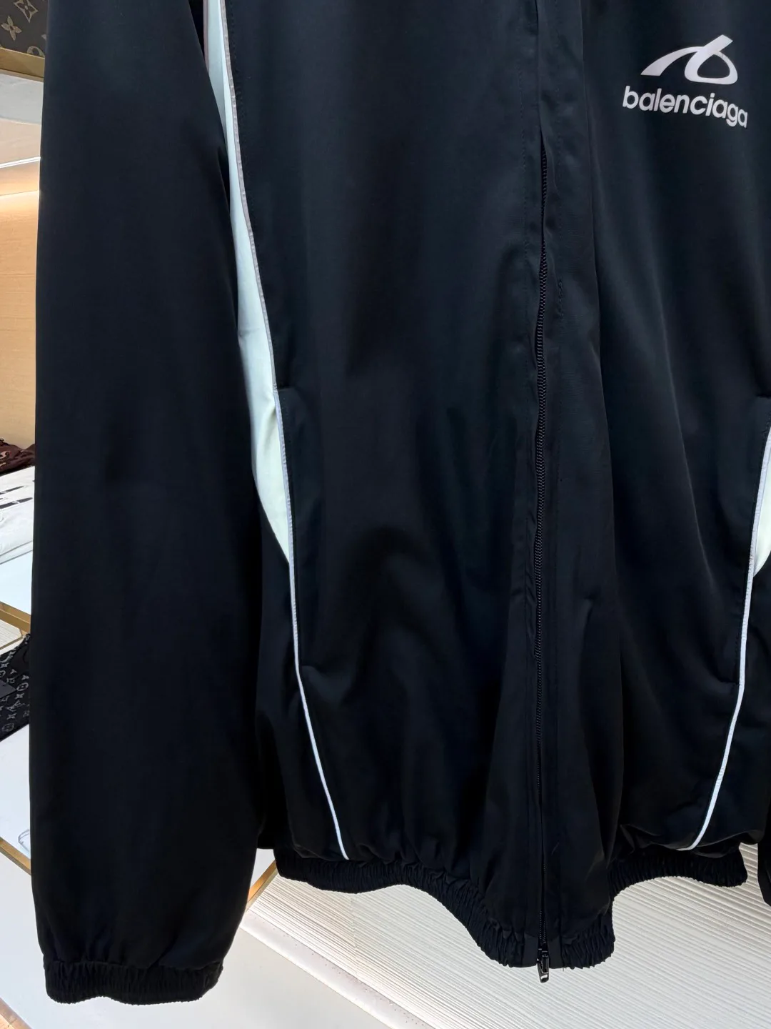 Свитшоты И Худи Мужские Balenciaga 18513781