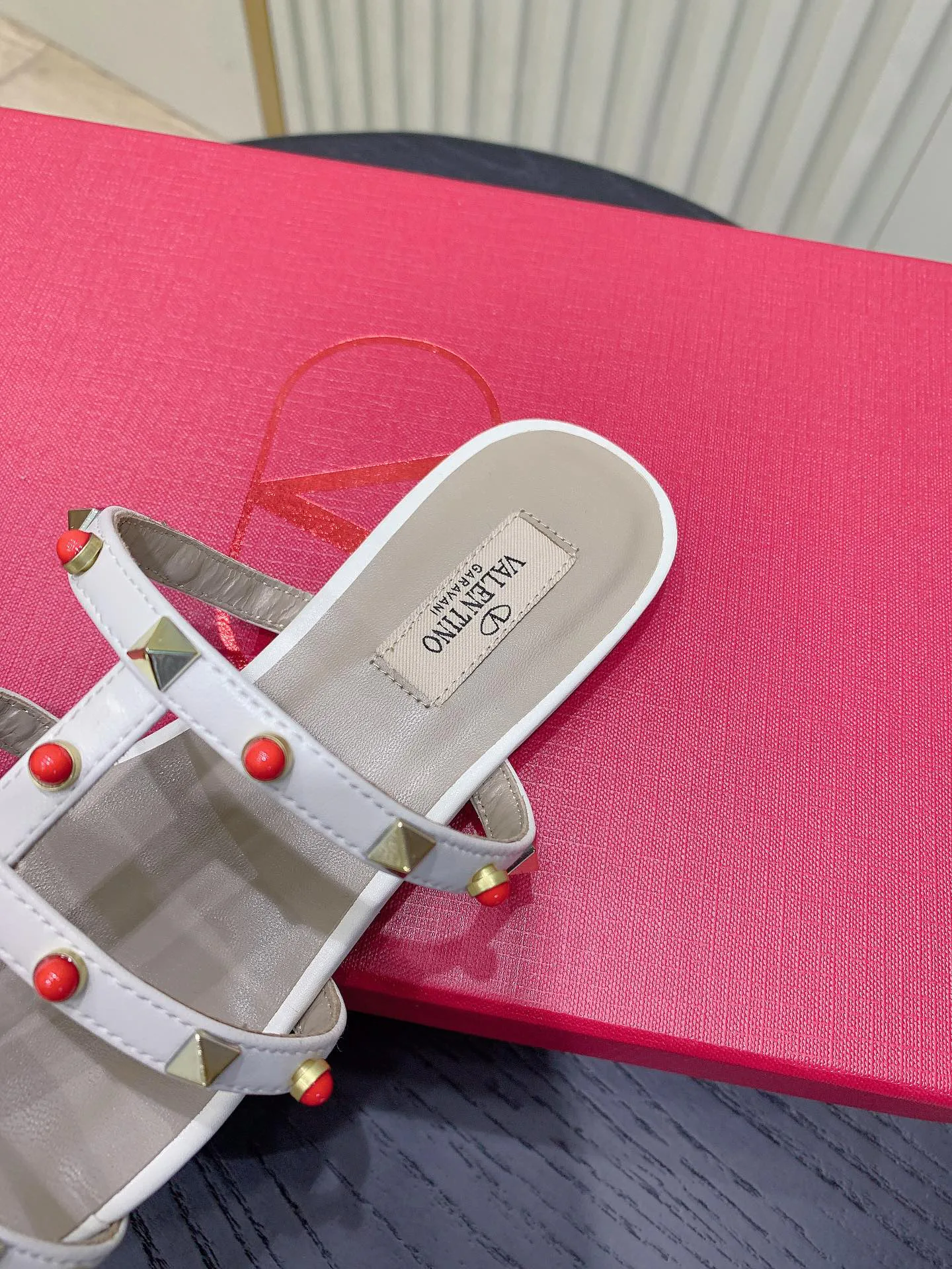 Шлепанцы Женские Valentino 748130