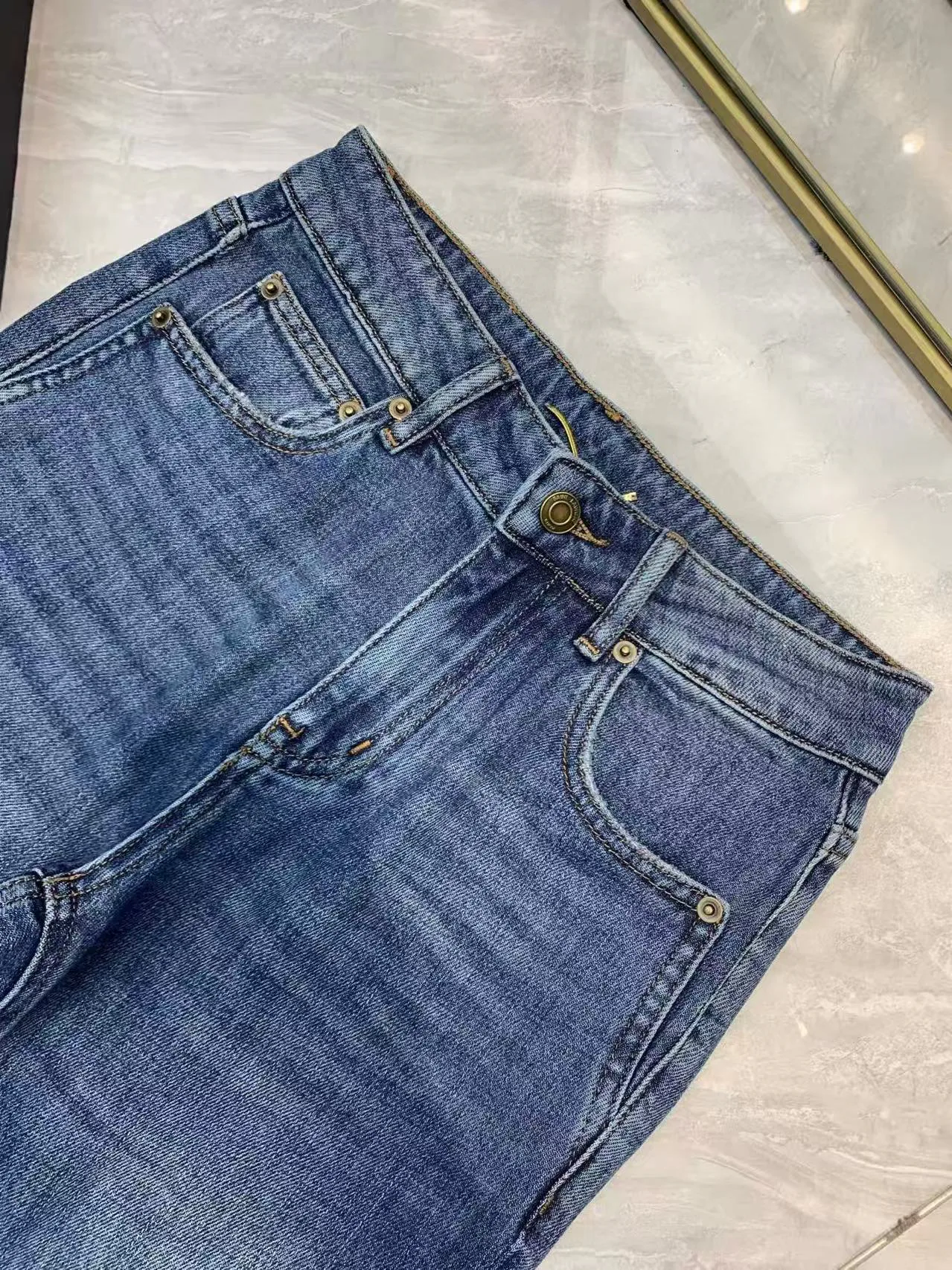 Джинсы Женские Saint Laurent 18274762
