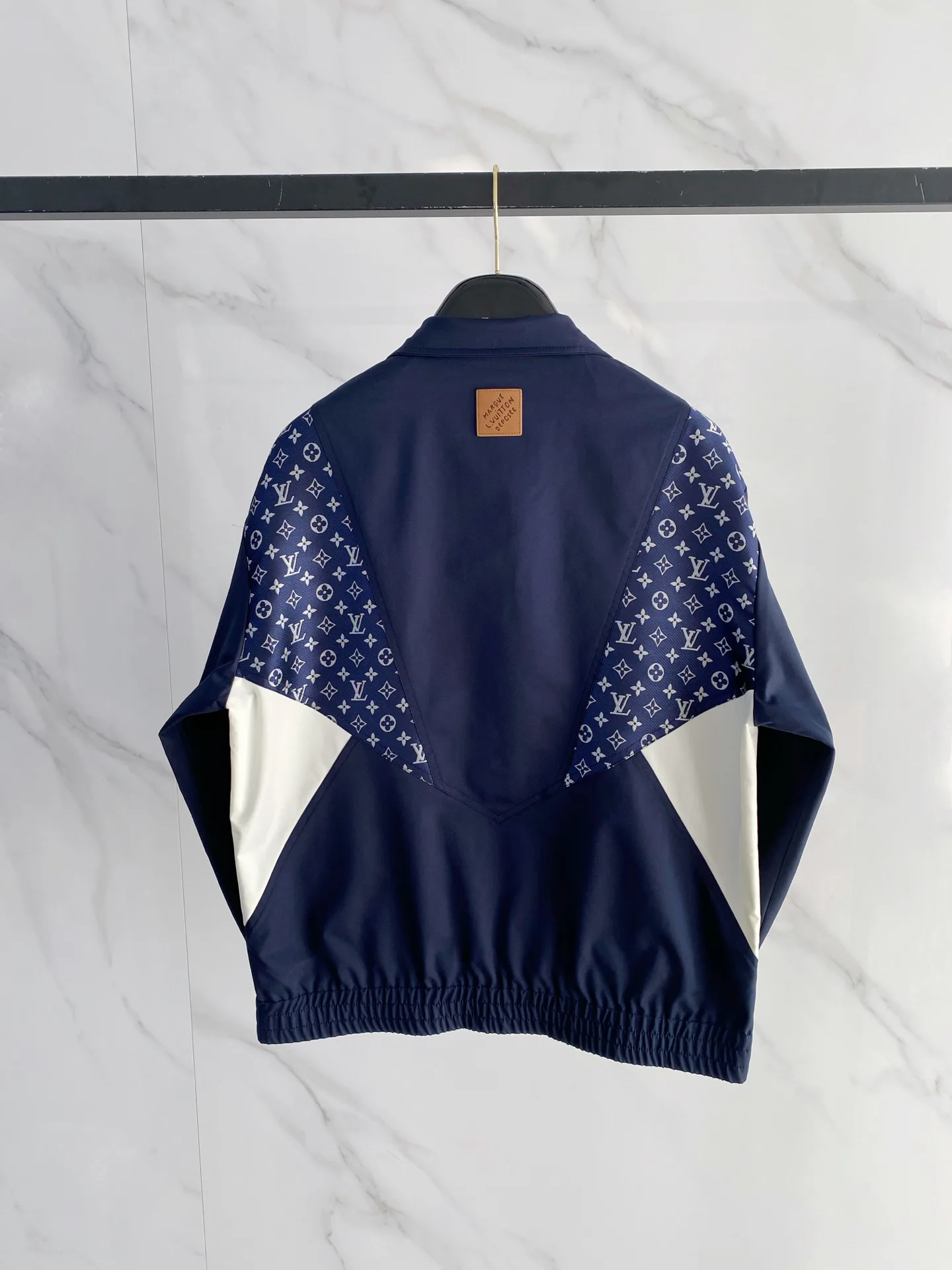 Куртки И Пуховики Мужские Louis Vuitton 3055123