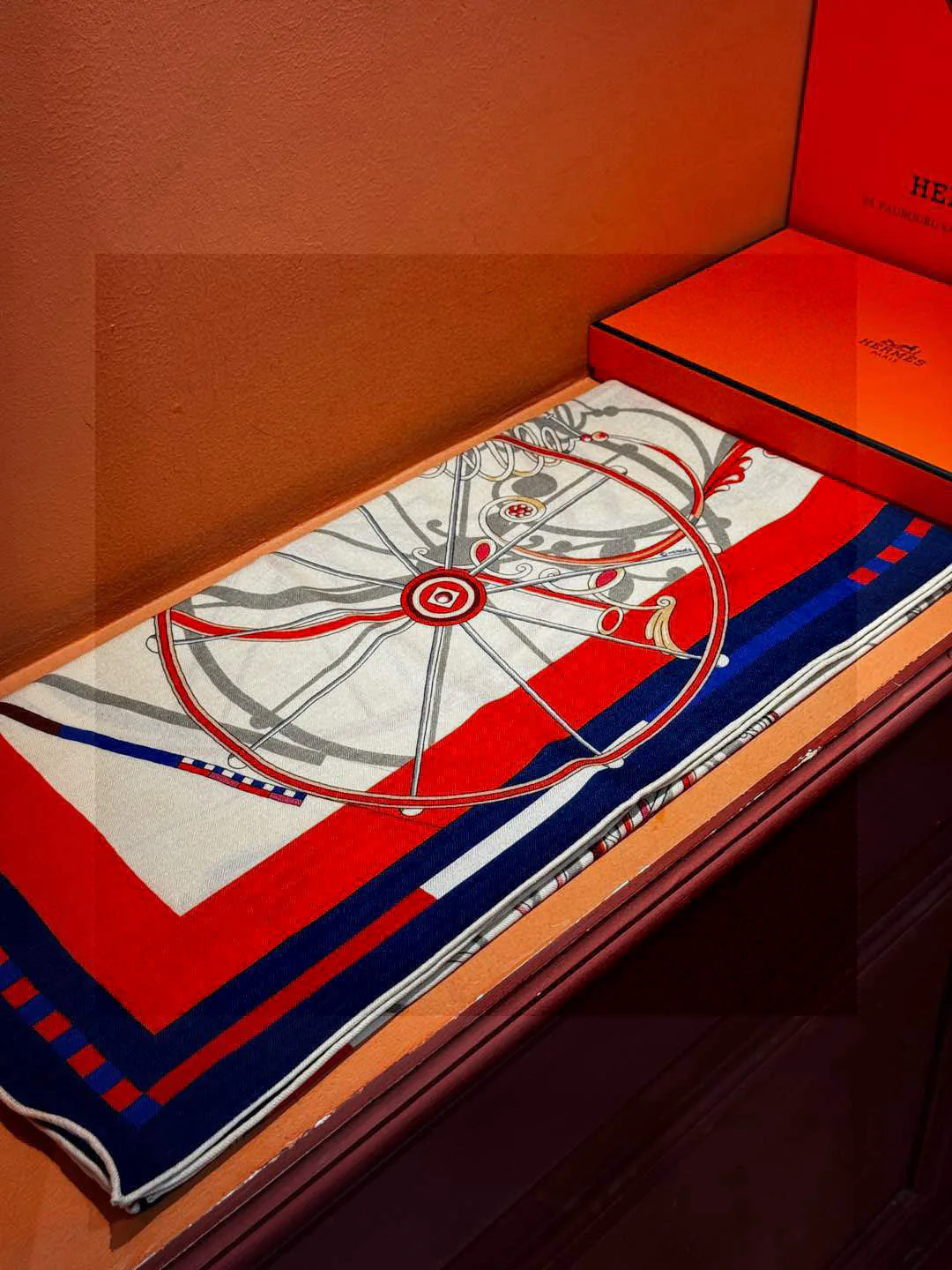 Шарфы Hermes 206000