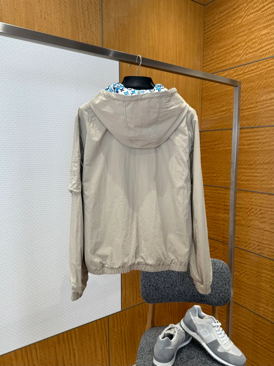 Куртки И Пуховики Мужские Louis Vuitton 5235422