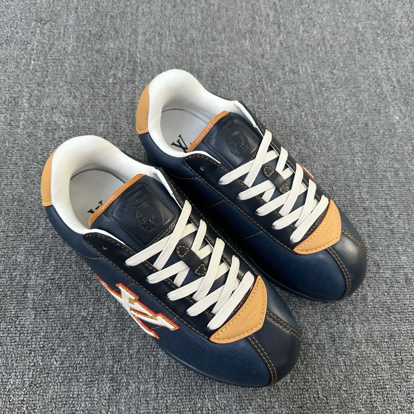 Кроссовки Мужские Louis Vuitton 1515862
