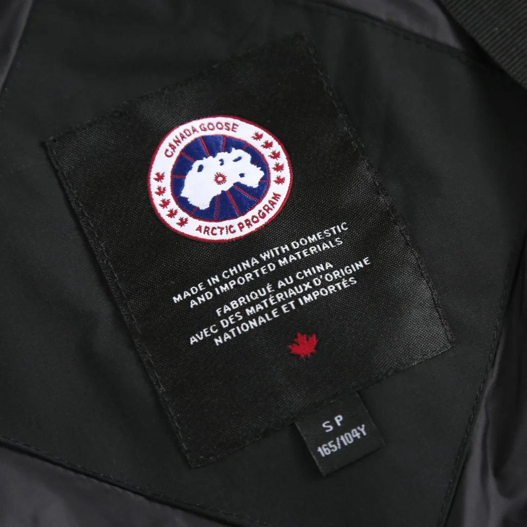 Куртки И Пуховики Женские Canada Goose 17883625