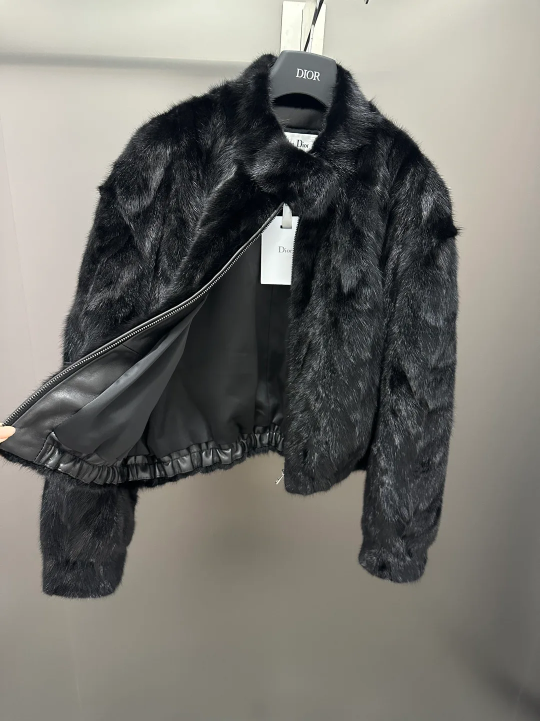 Шубы Женские Christian Dior 18626029