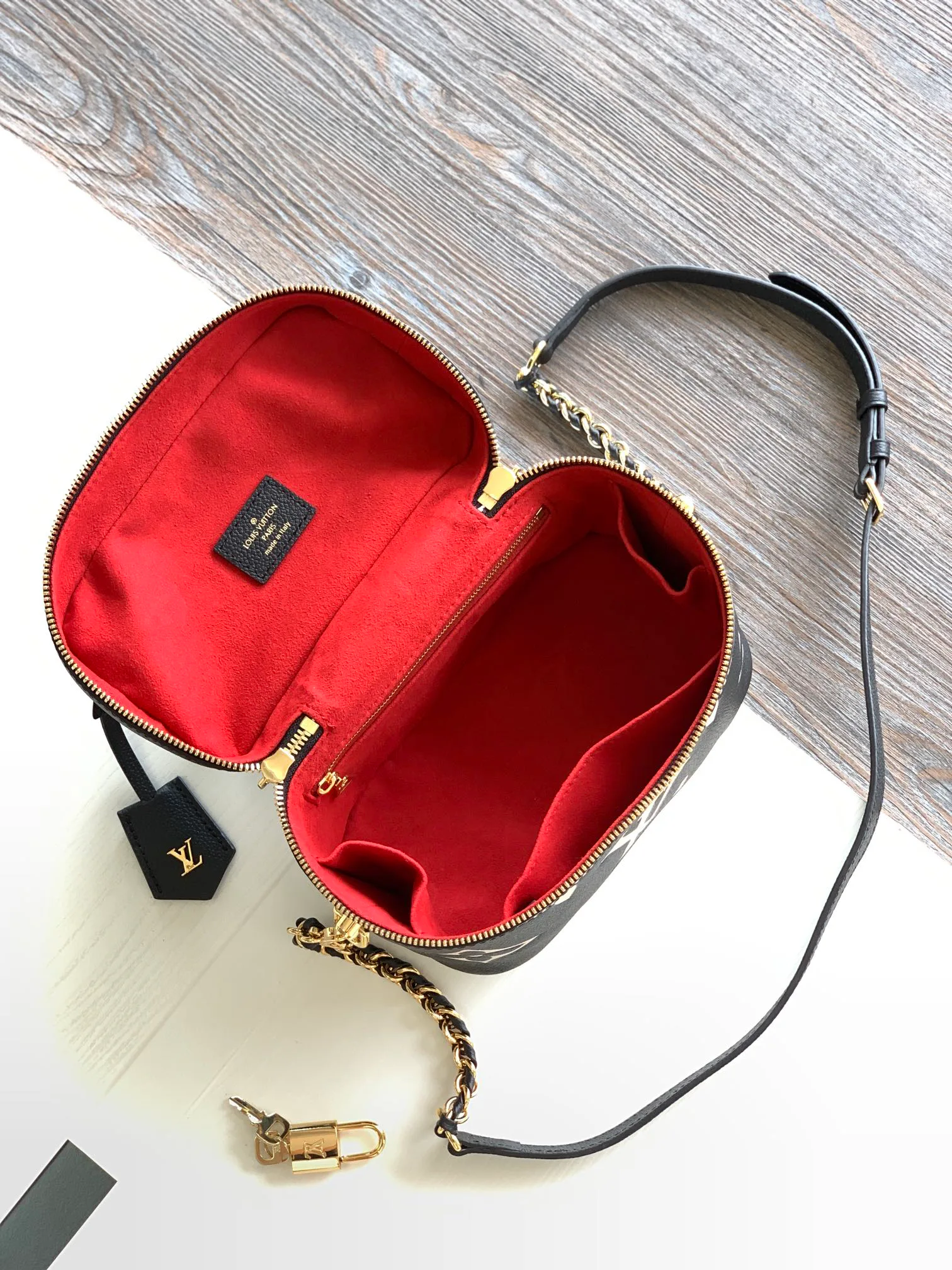 Сумки На Ремне Женские Louis Vuitton 1253950