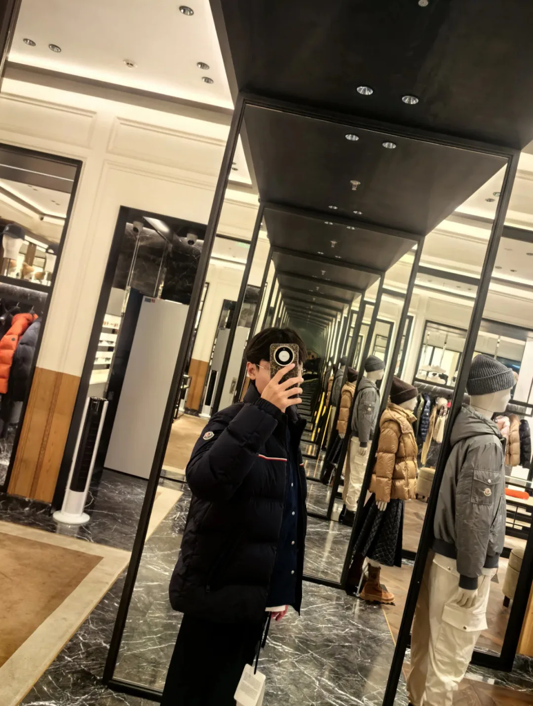 Куртки И Пуховики Мужские Moncler 250523