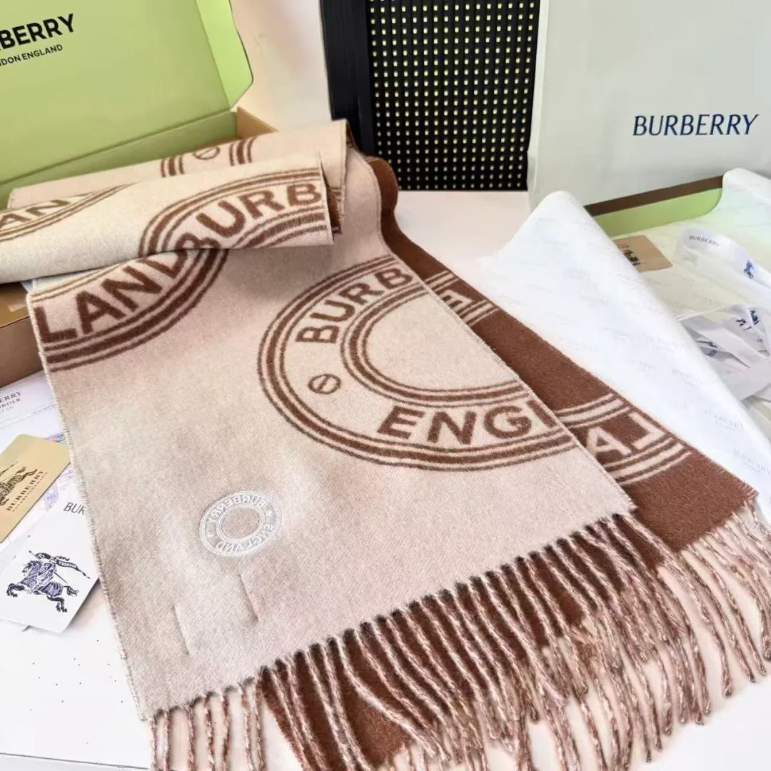 Шарфы Burberry 1242338