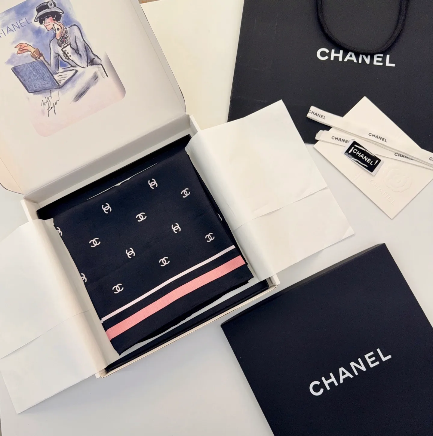 Платки Chanel 11501855