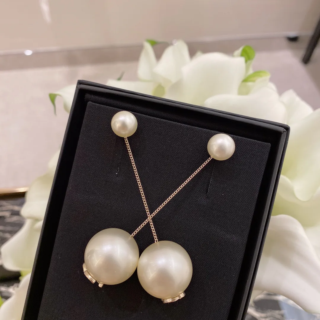 Бижутерия Chanel 239399