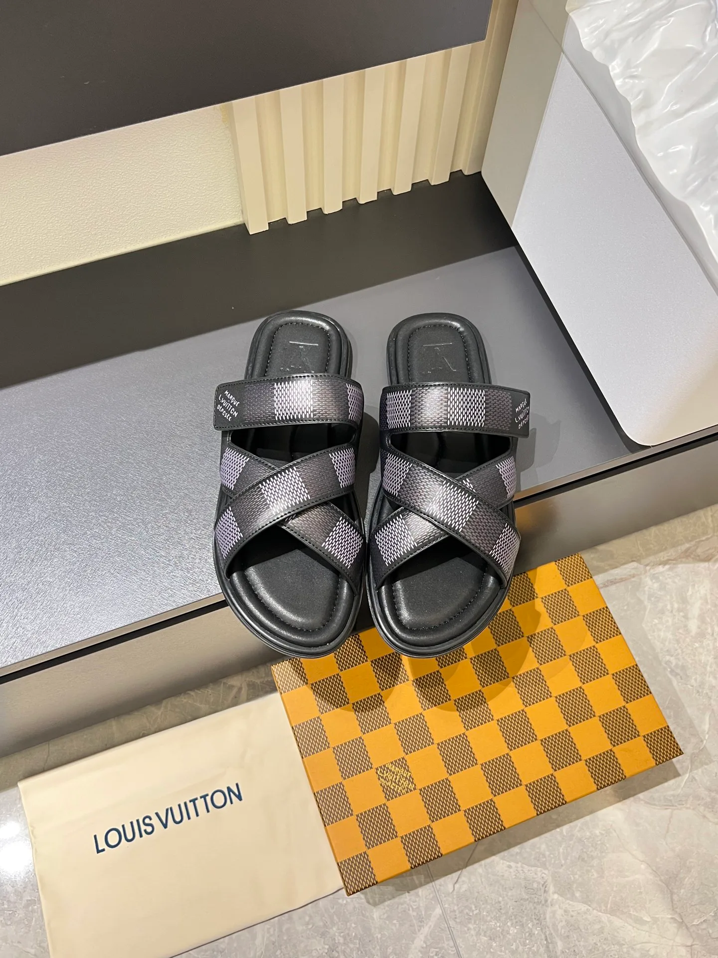 Шлепанцы Мужские Louis Vuitton 5070824