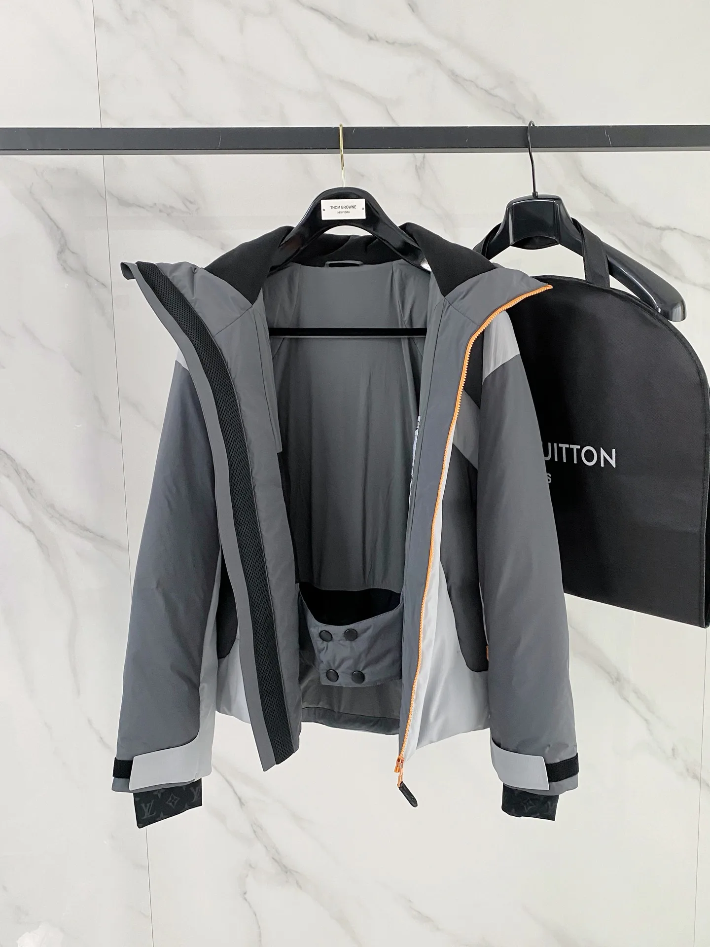 Куртки И Пуховики Мужские Louis Vuitton 1207459