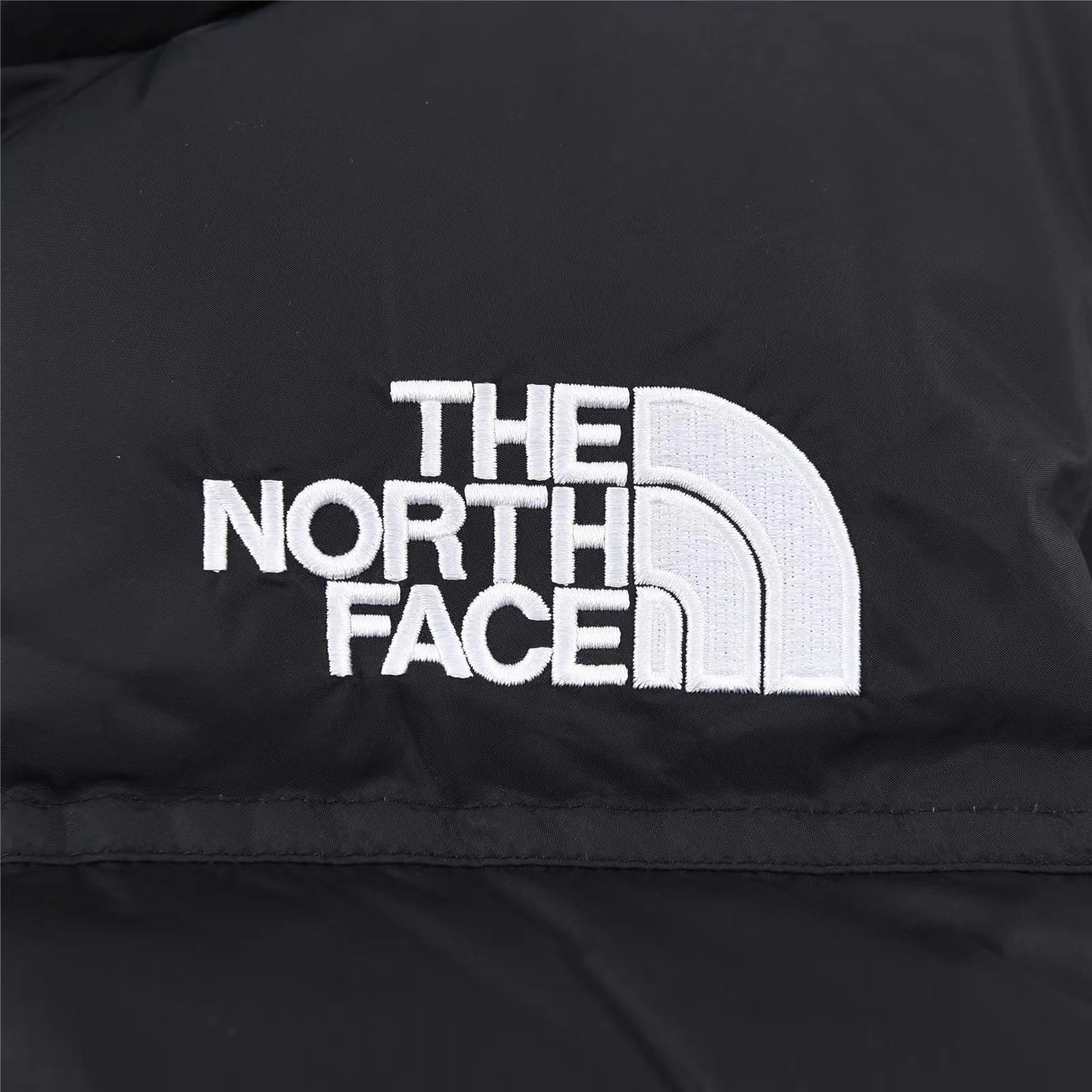 Жилеты Женские The North Face 19296959