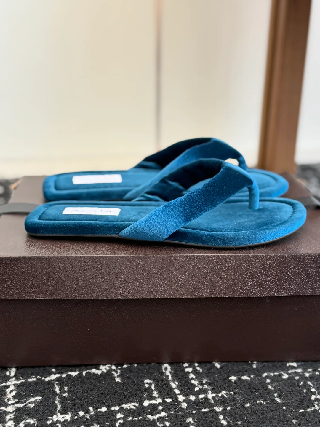 Сандалии Женские Alaia 11223012