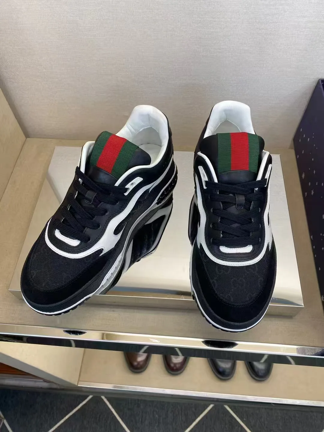 Кроссовки Мужские Gucci 17955515
