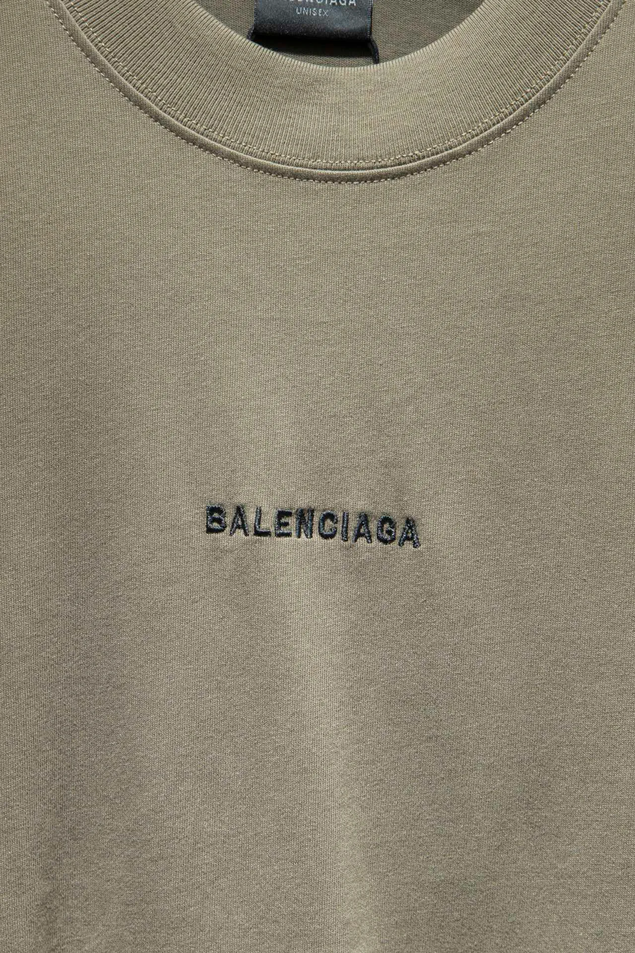 Футболки Женские Balenciaga 9596373