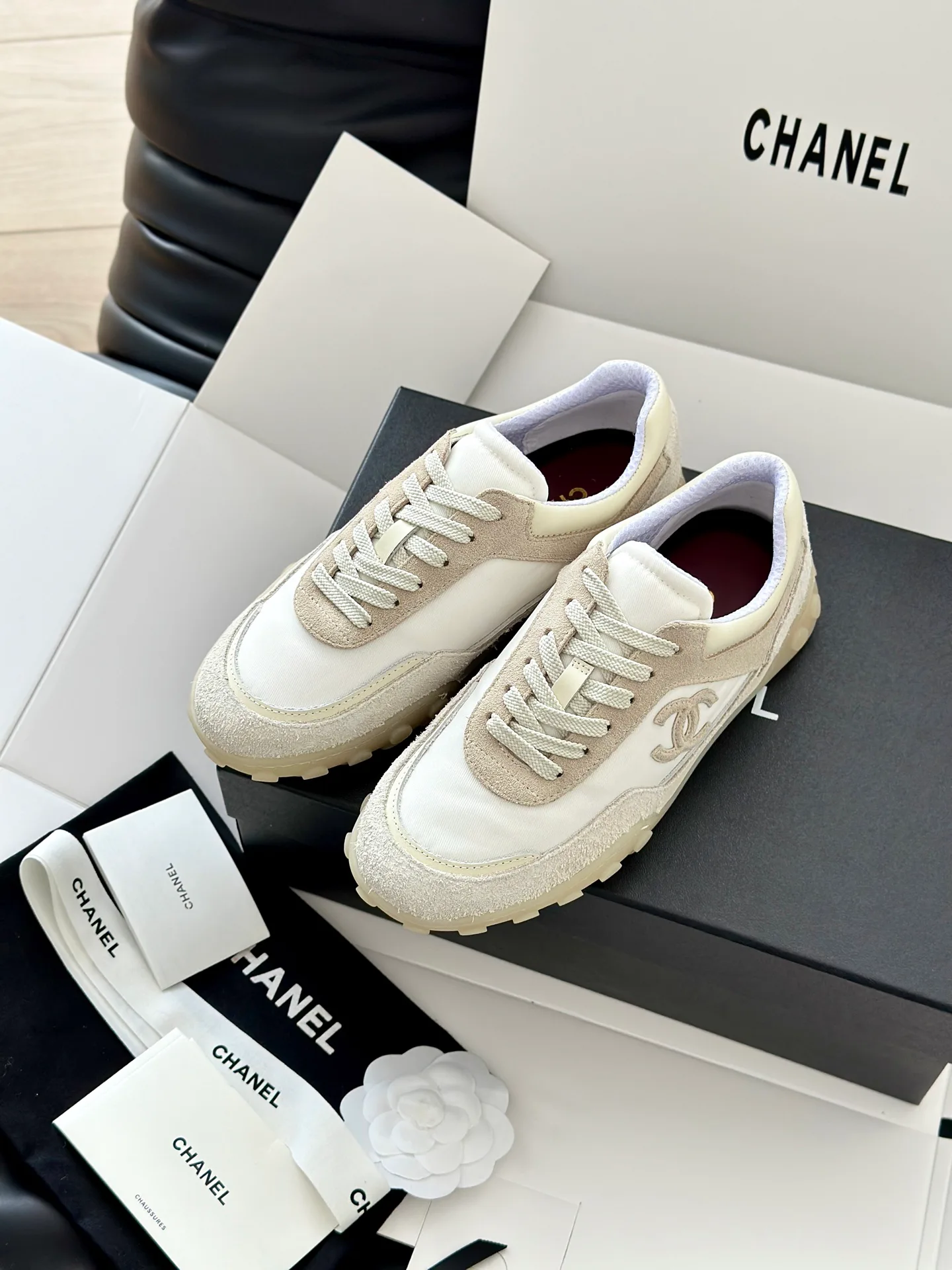 Кроссовки Женские Chanel 18765001