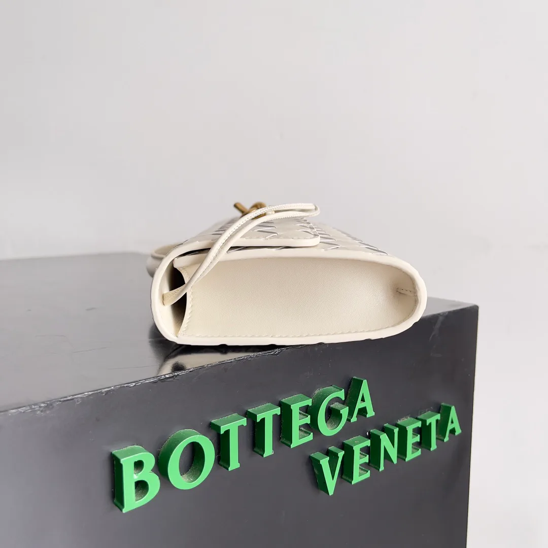 Клатчи Женские Bottega Veneta 11191879