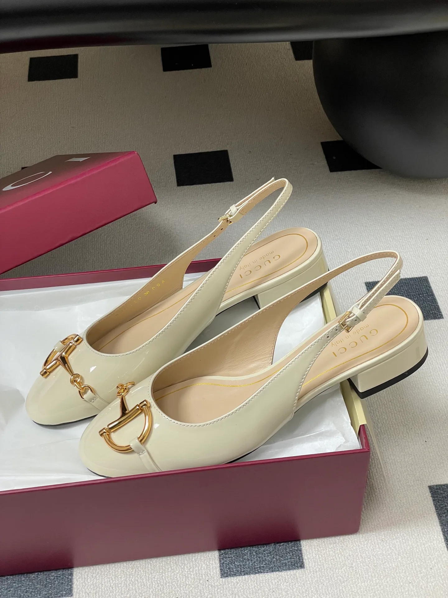 Туфли Женские Gucci 878975