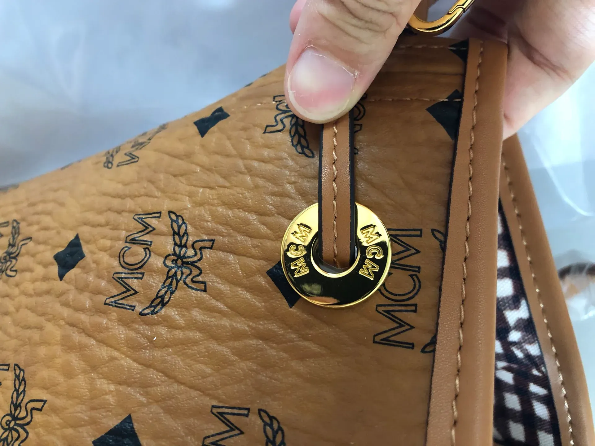 Классические Сумки Женские Mcm 5348178