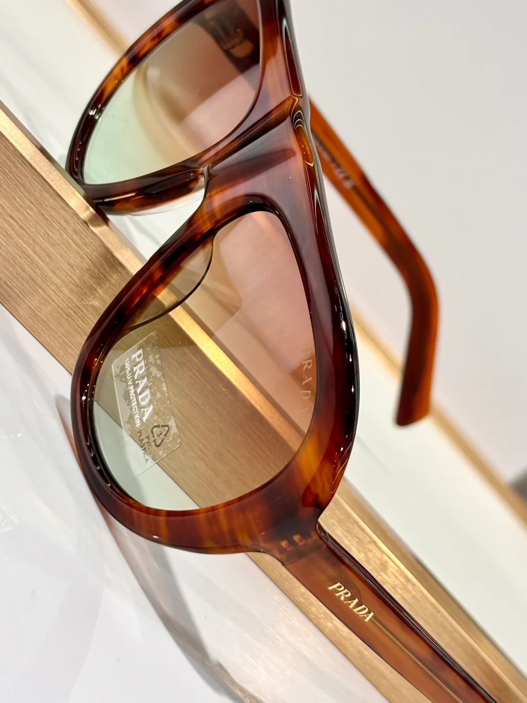 Очки Prada 18670016