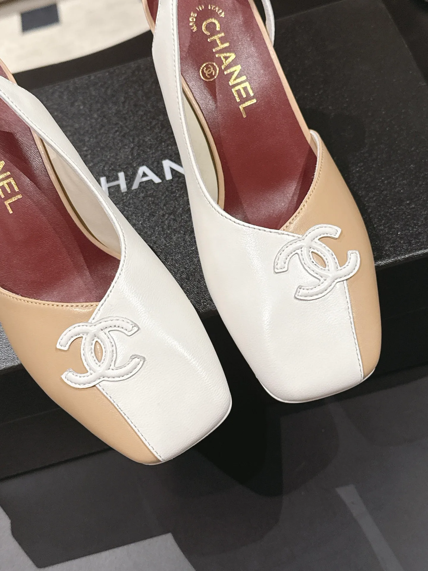 Босоножки Женские Chanel 11777370
