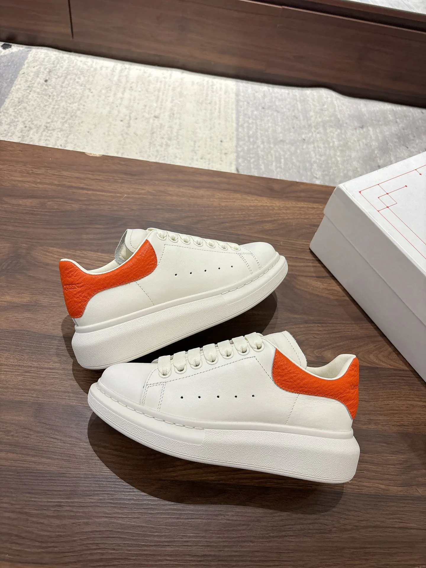 Кроссовки Женские Alexander Mcqueen 3500461