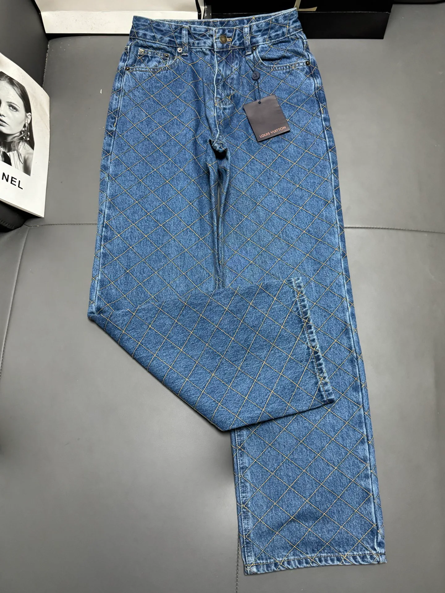 Джинсы Женские Louis Vuitton 19155703
