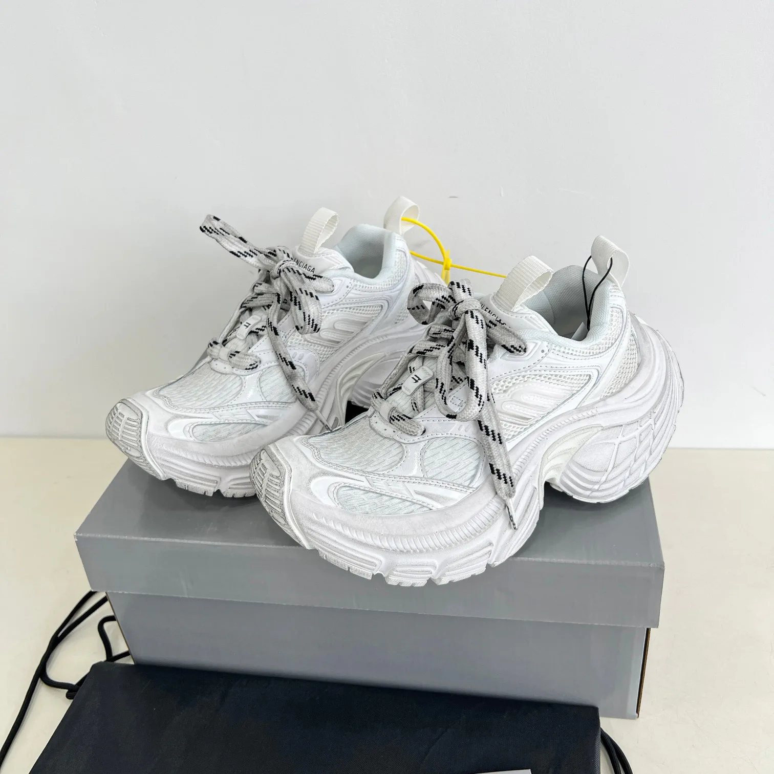 Кроссовки Мужские Balenciaga 17759468